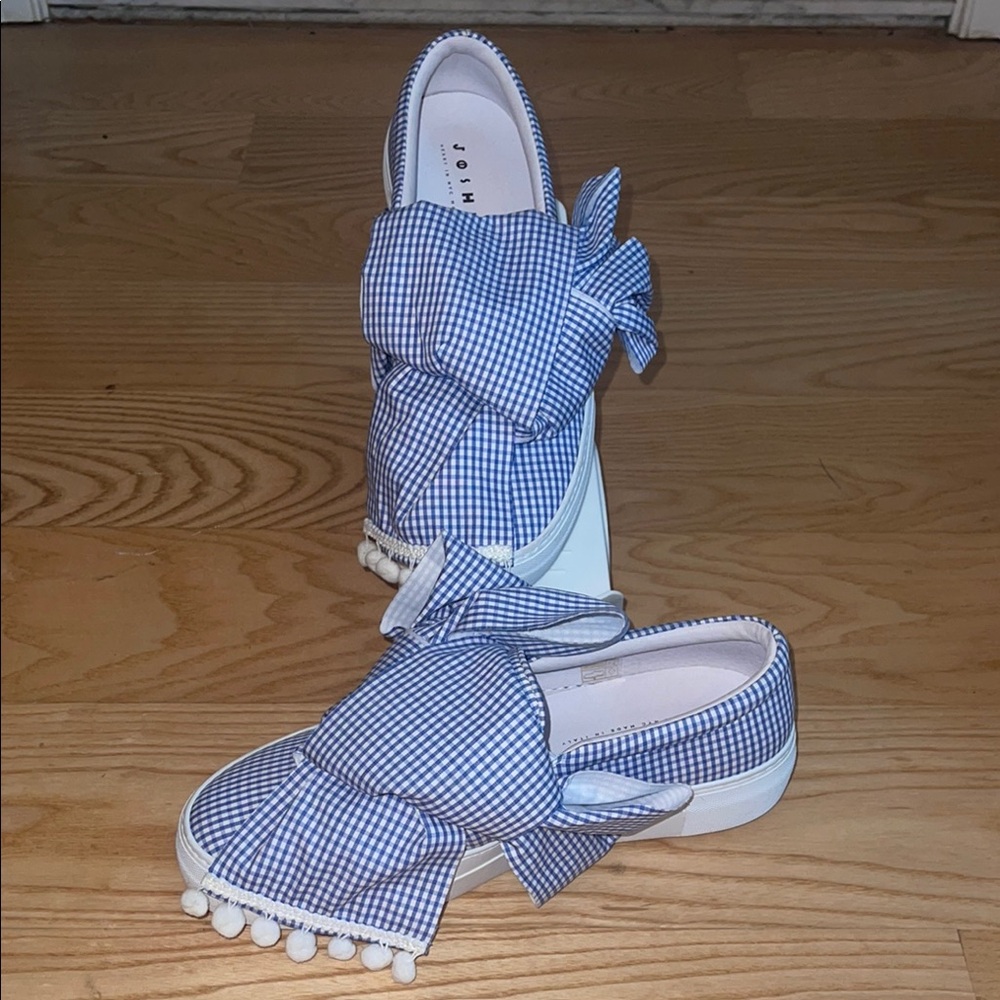 Joshua’s king slip on sneaker with bow and pom-poms new size 40 or 10